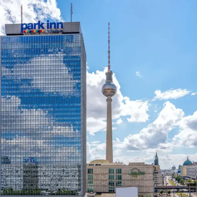 柏林亚历山大广场丽笙公园酒店：您游览国会大厦的理想下榻之所